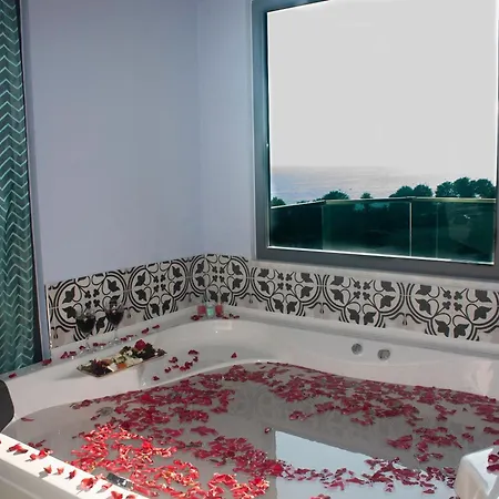 Livaneli Boutique فندق