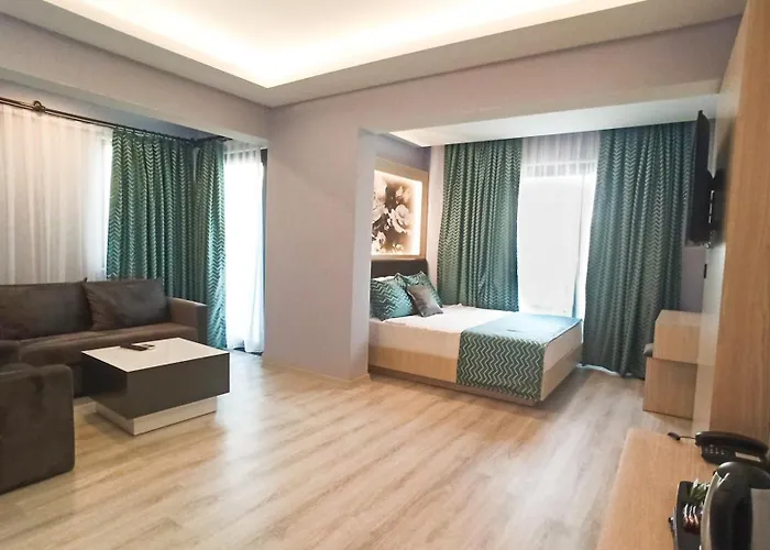 فندق Livaneli Boutique 4*