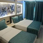 Livaneli Boutique מלון 4*