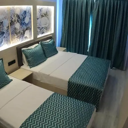 Livaneli Boutique 4*
