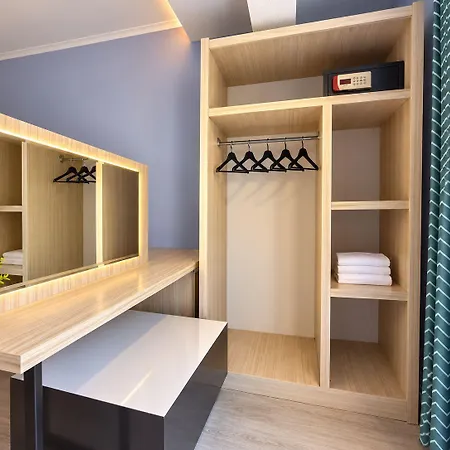 Livaneli Boutique 4*