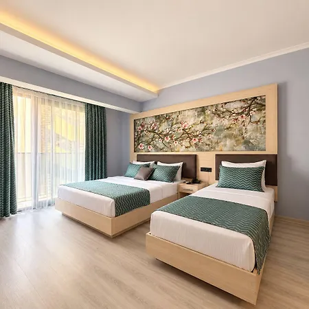 Livaneli Boutique Hotel 4*