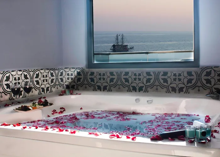 Livaneli Boutique Hotell 4*