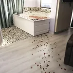 Livaneli Boutique 4*